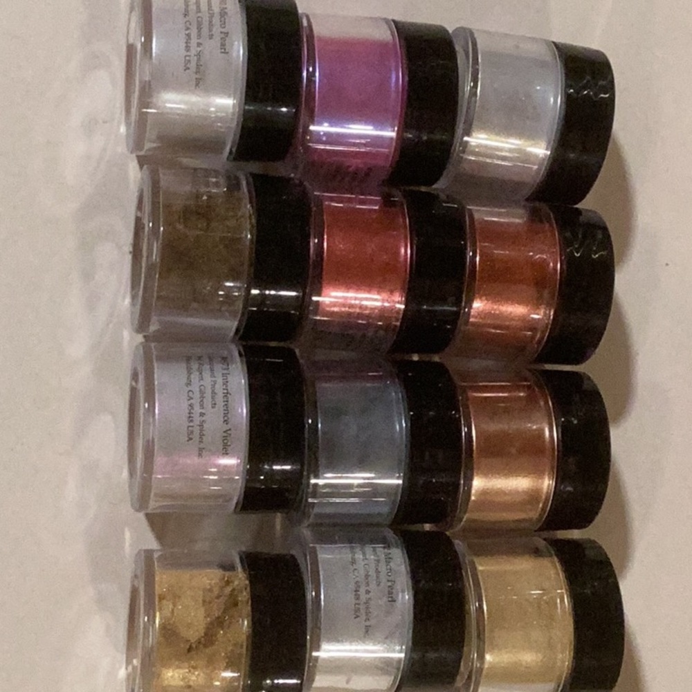 Embossing powders
